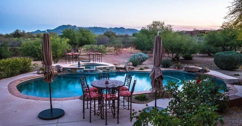 Four Peaks B and B Romantic Getaway