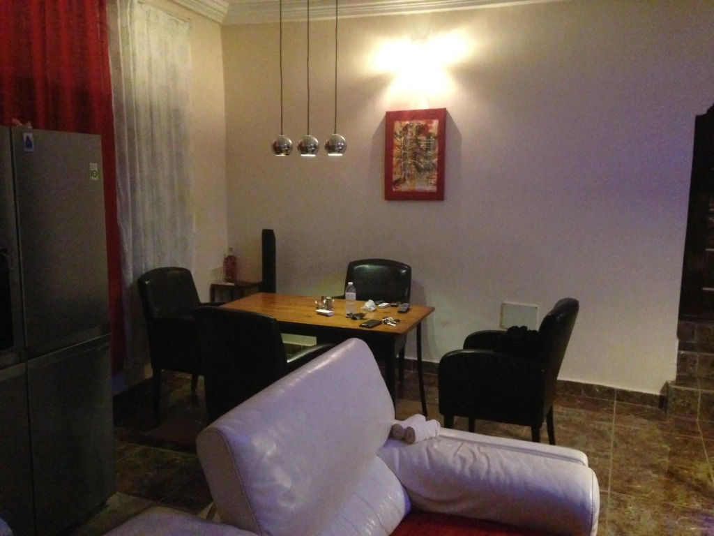 Belvoir Estate & Luxury Furnished 1Beds Basement Ground Floor Split Levels & 2Beds Upper Level Serviced Apart-Hotel & Residence