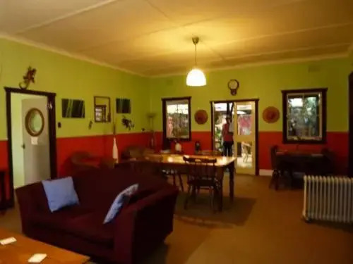 Albany Discovery Inn