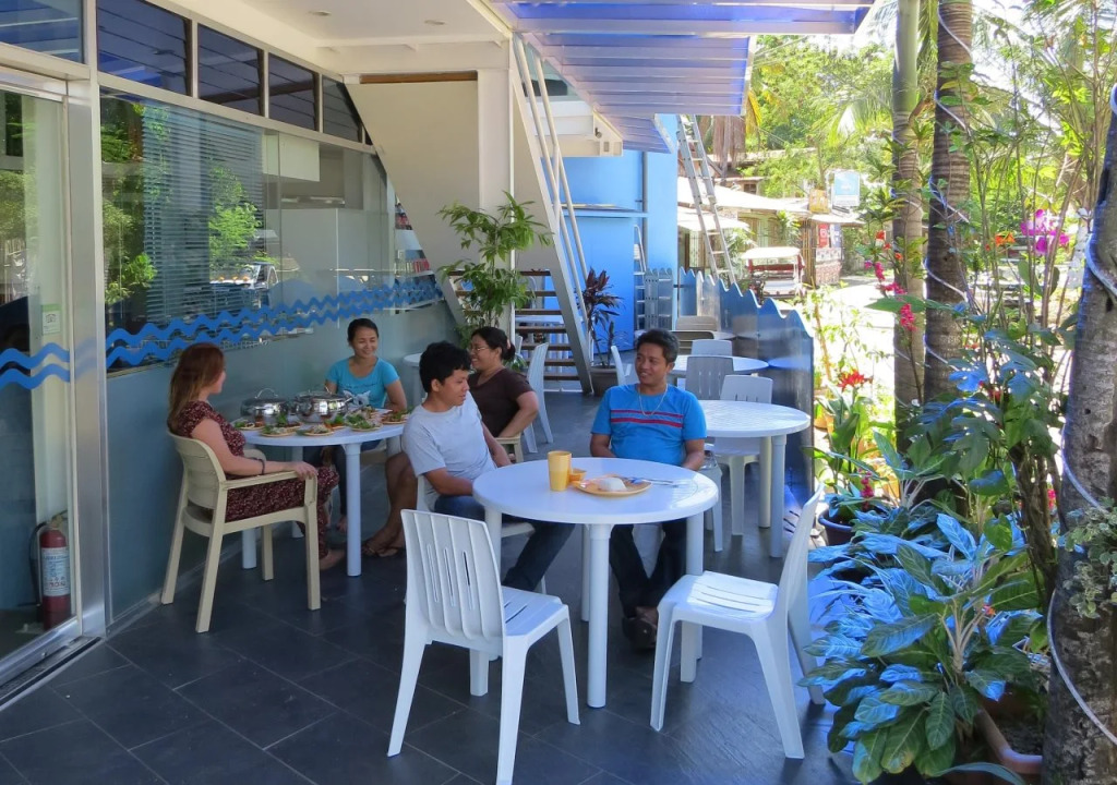 Alon Travelers Lodge
