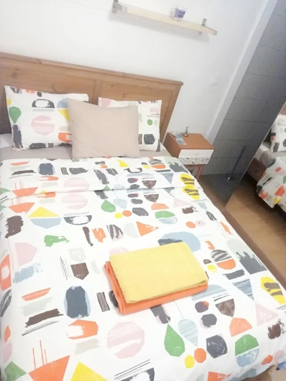 Studio in Estoril, With Wonderful City View and Wifi - 100 m From the