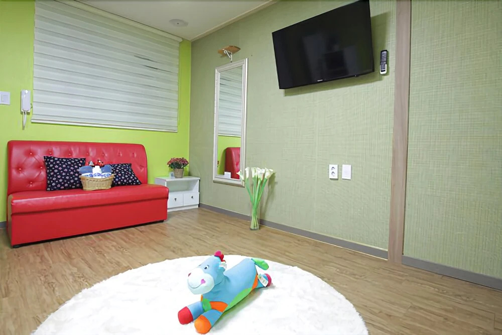 Yongin Caribbean Hue Pension
