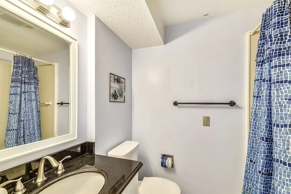 SailMaster 37 - Two Bedroom Condo