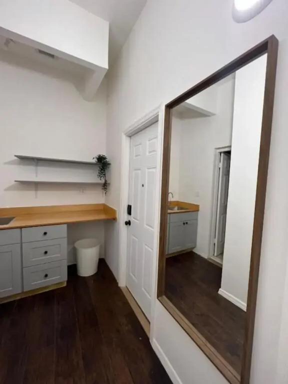East Harlem Hostel