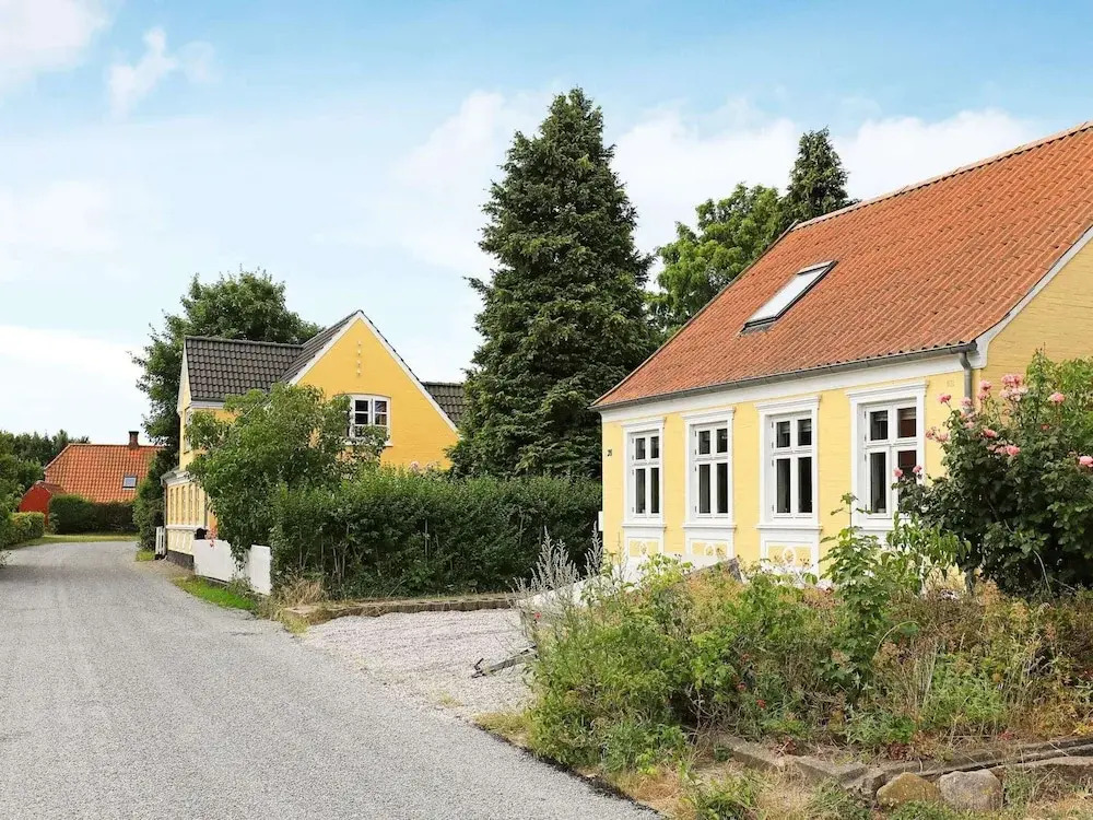 6 Person Holiday Home in Marstal