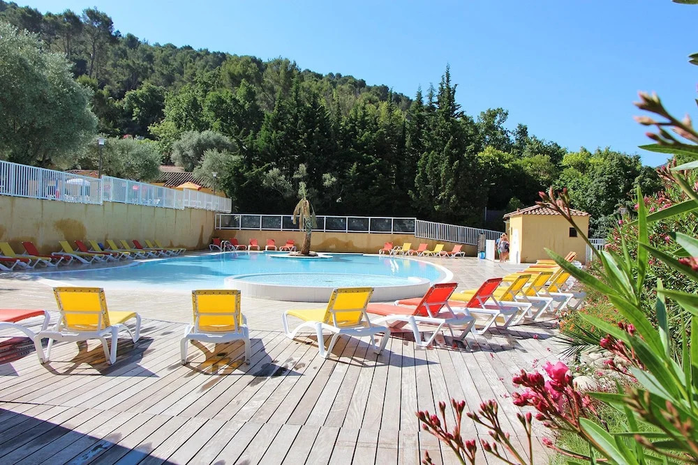 Résidence Lagrange Vacances - Les Cottages Varois