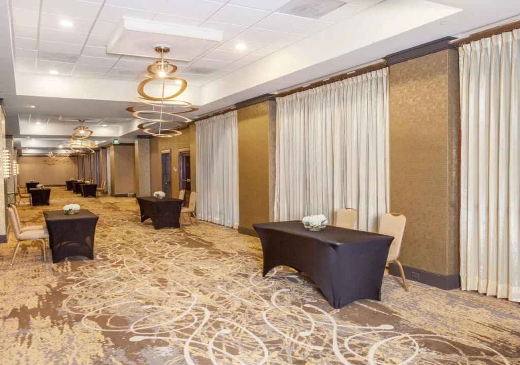 Radisson Hotel Memphis University