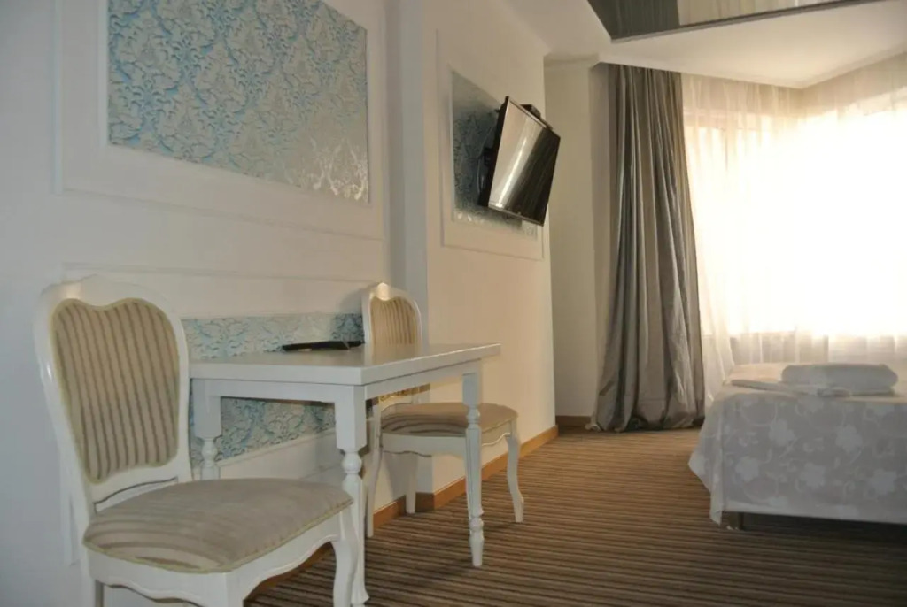 Mini Hotel on Poznyaky
