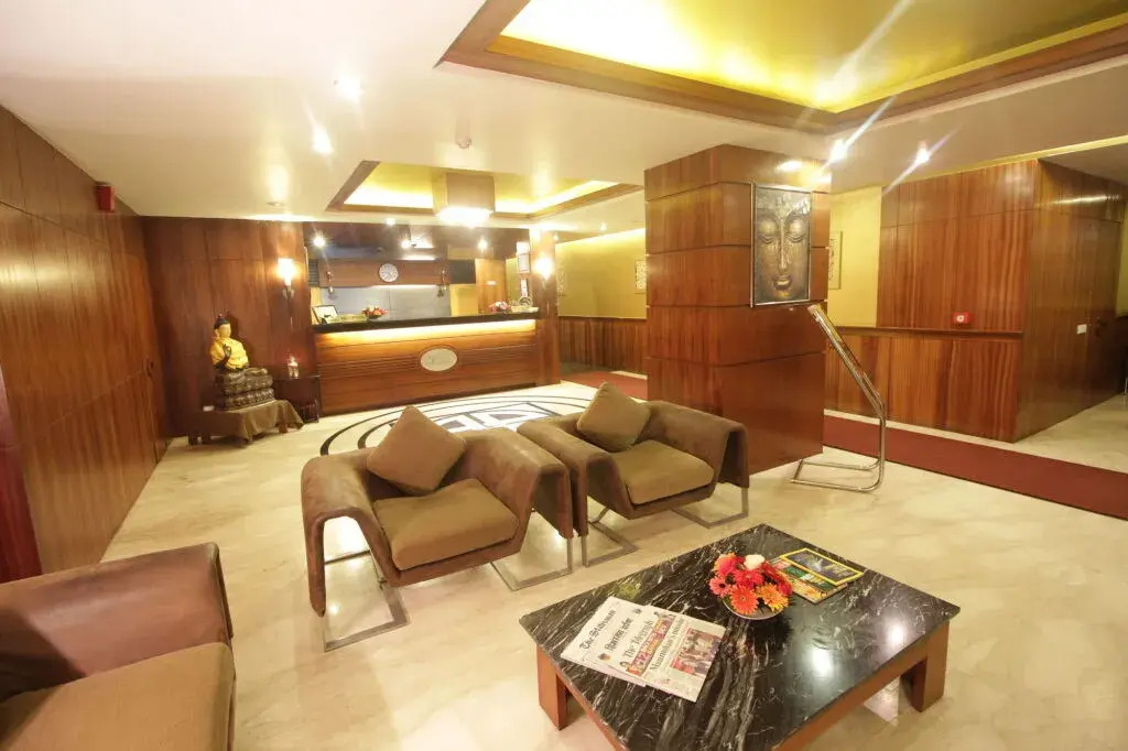 Suhim Portico Hotel & Resort