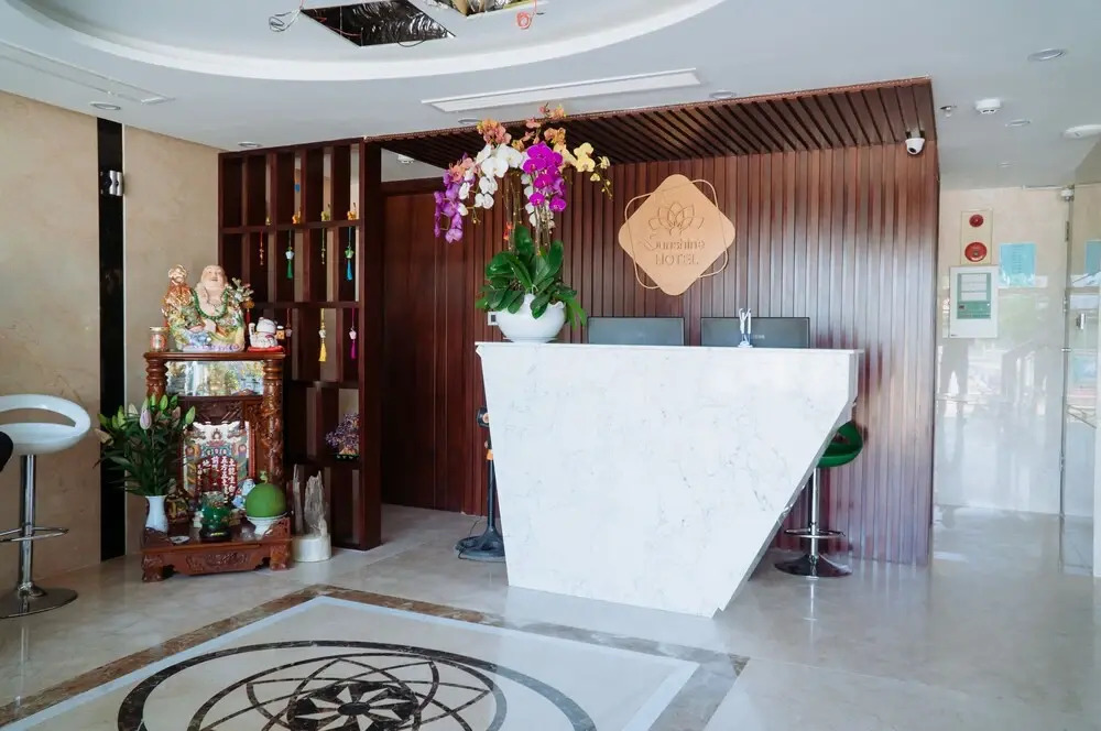 Sunshine Hotel