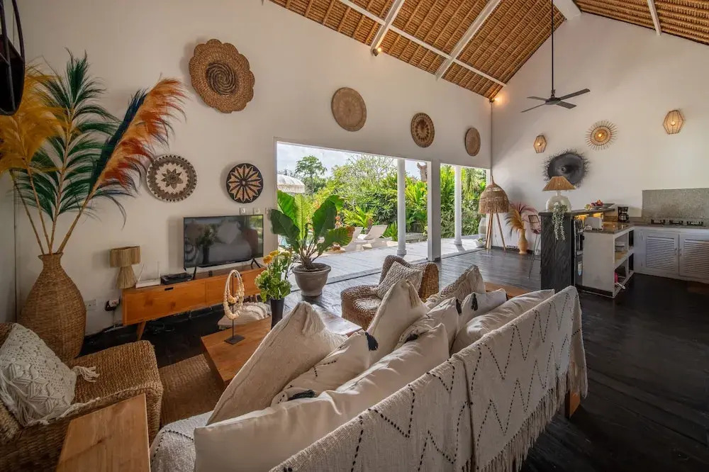 Traditional Private Villa, 3 BR, Uluwatu