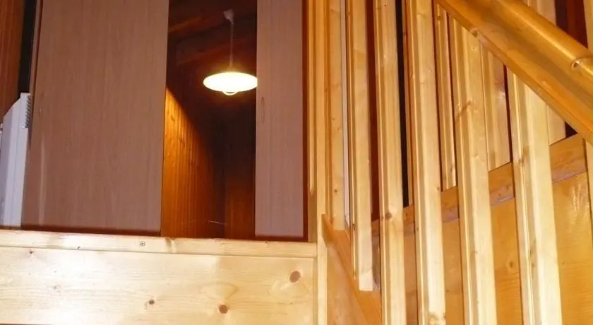 Demi-Chalet lAncolie -- Prox pistes