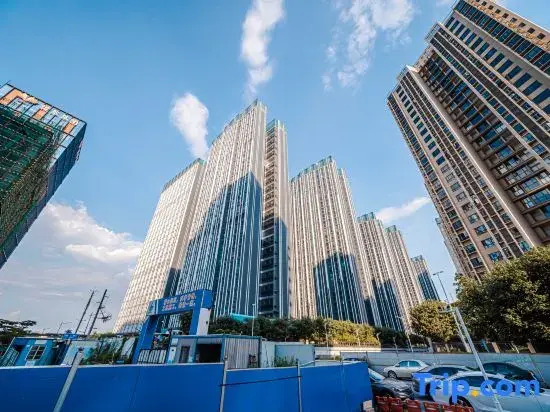 Foshan Yahui International Apartment (Nature Headquarters Store)