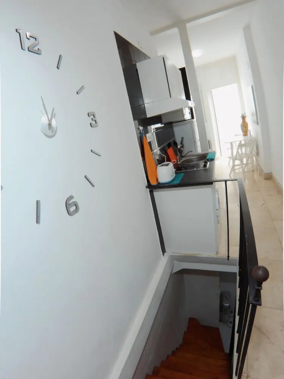 Estudio/Duplex en bajos y pequeño patio int en Puerta del Angel AZBC2