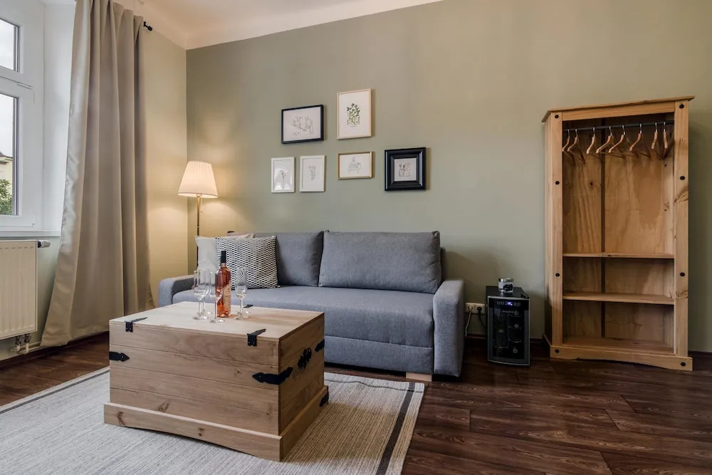 APT with sunny garden Prague by Michal&Friends
