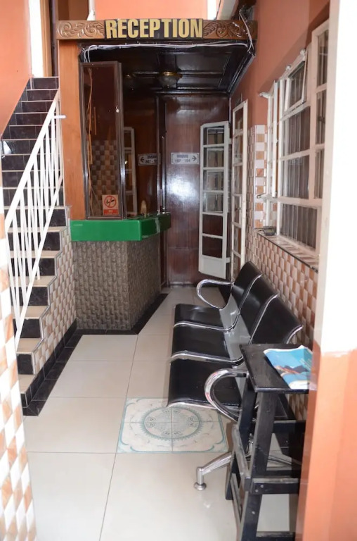 Chomba Hotel