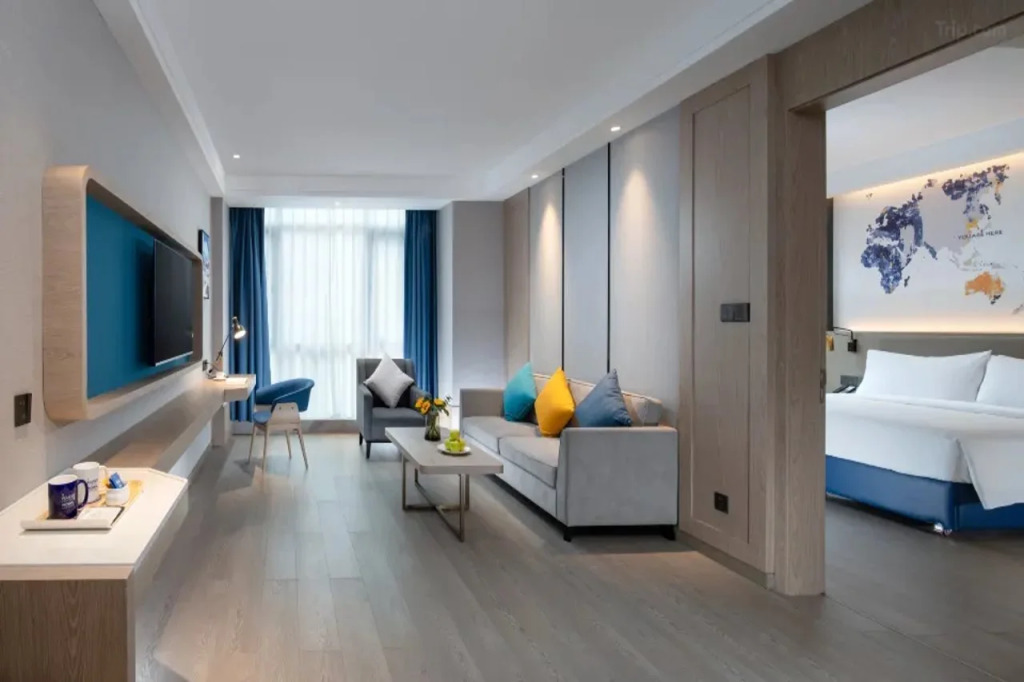 kyriad marvelous hotel