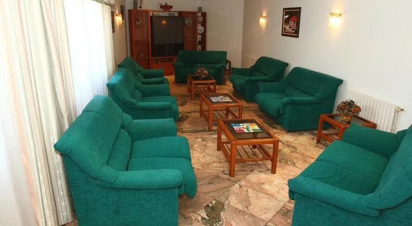 Hotel Jr