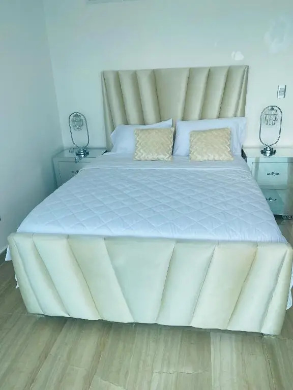 Vista al mar Habitación Privada Coral en Malecon Santo Domingo 1-829-343-1001