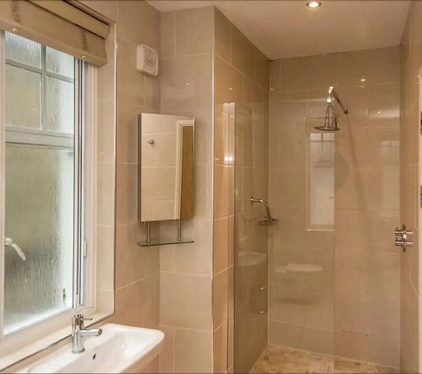 Barley Sheaf, Old Bridge Street EN SUITE ROOMS, ROOM ONLY