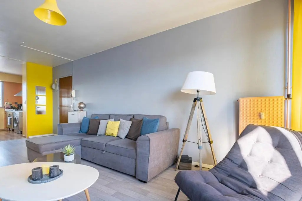 Appartement spacieux équipé avec WIFI