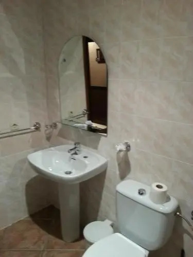 Hostal Restaurante El Cazador