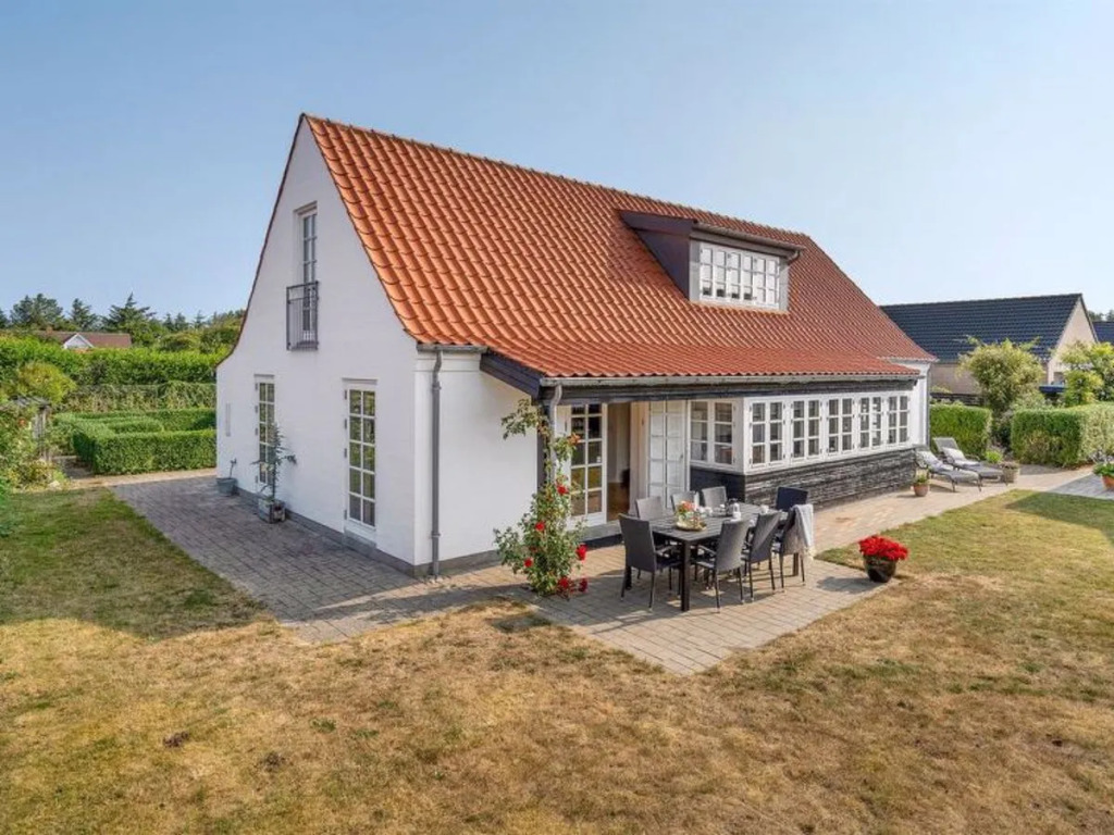 "Steen" - 900m from the sea in NW Jutland