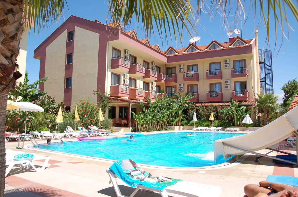 Silver Hotel