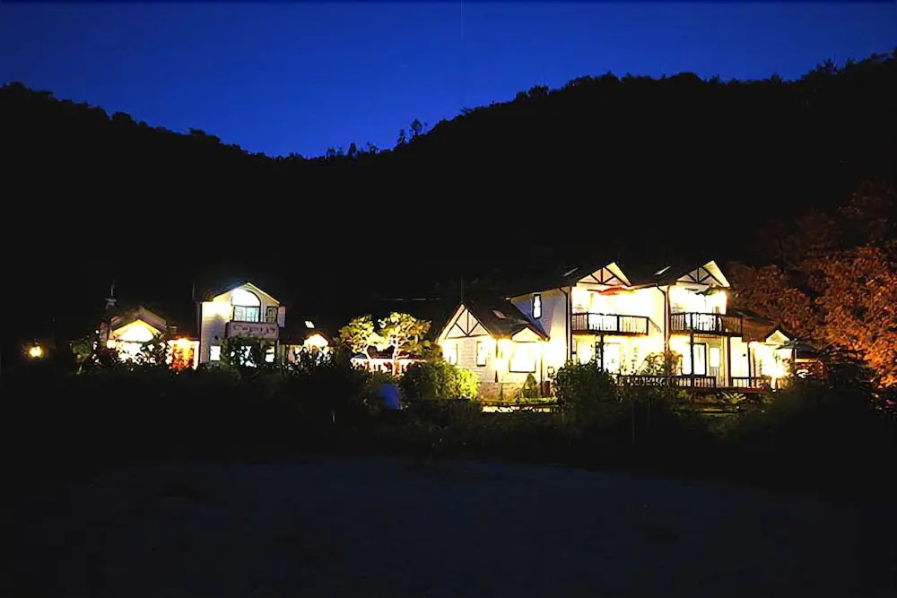 Hongceon Beautiful Accompany Pension