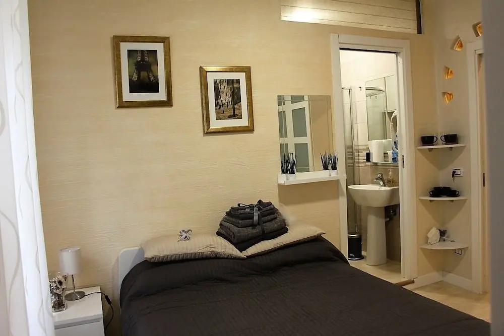 Gold House