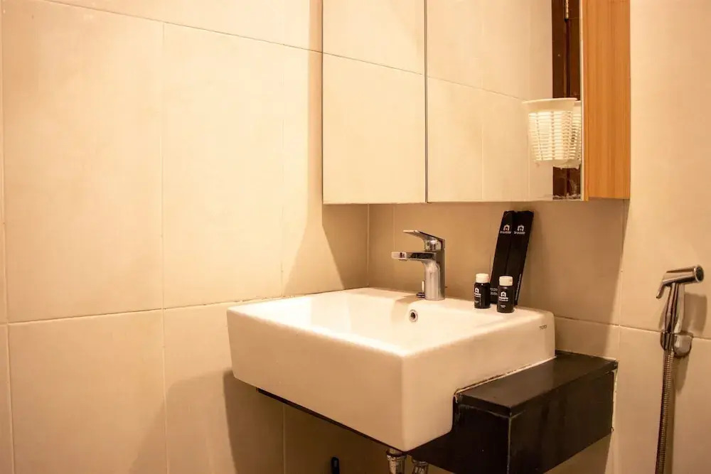Nice And Cozy 1Br With Extra Room Apartment At Capitol Park Residence