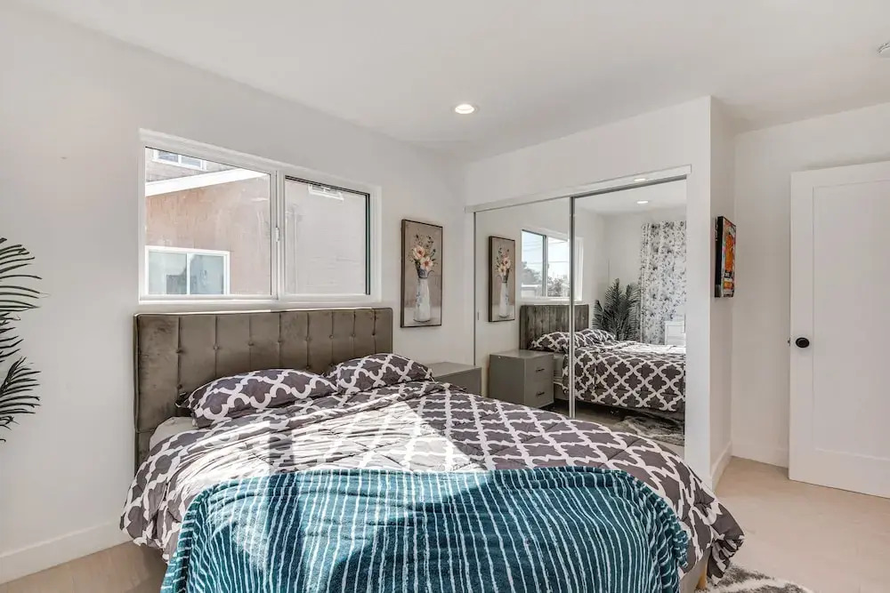 4 Mi to Sofi Stadium! 4BR Windsor Hills Retreat