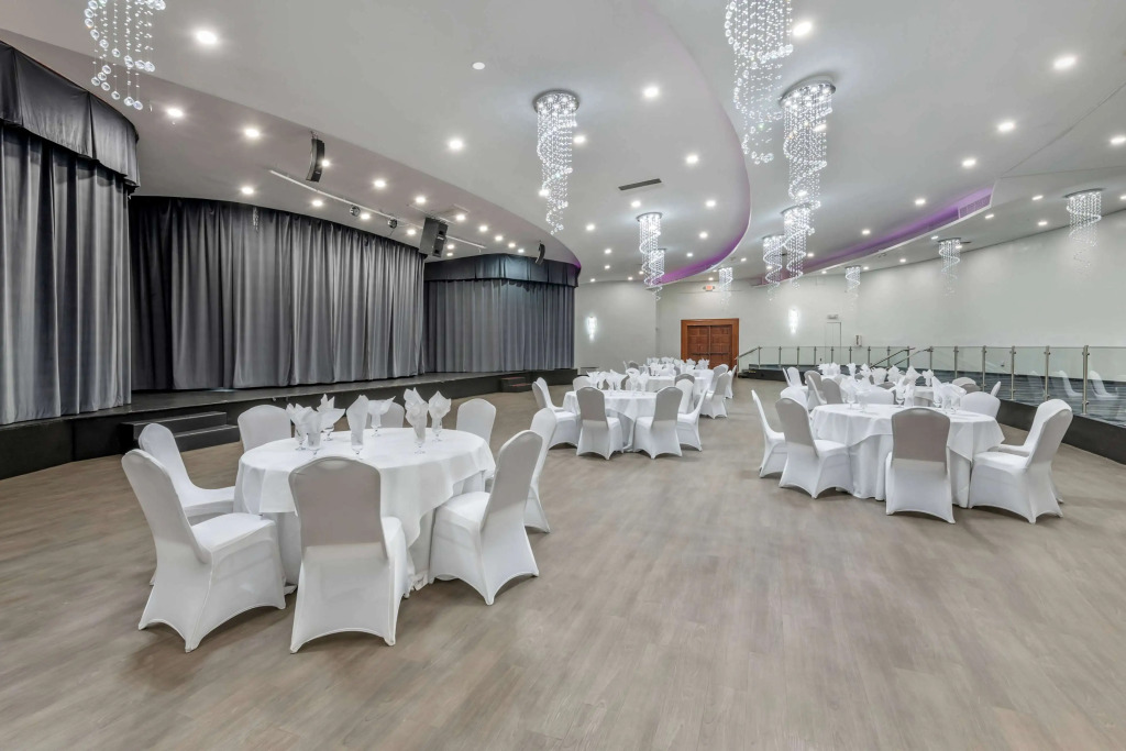 Ramada Plaza by Wyndham Marco Polo Beach Resort