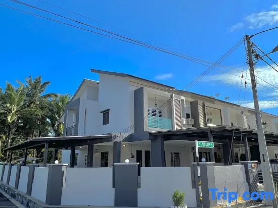Entire Vacation House In Sitiawan