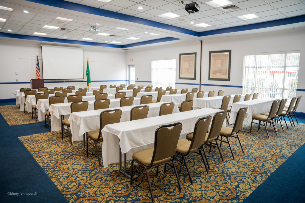 Comfort Suites Airport Tukwila Seattle