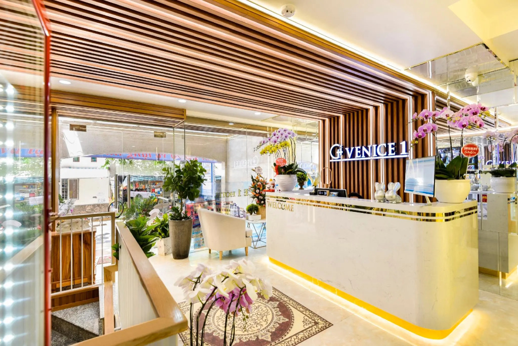 Venice 1 Hotel