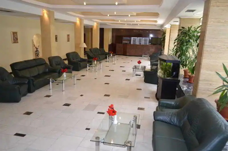 Hotel Tiara