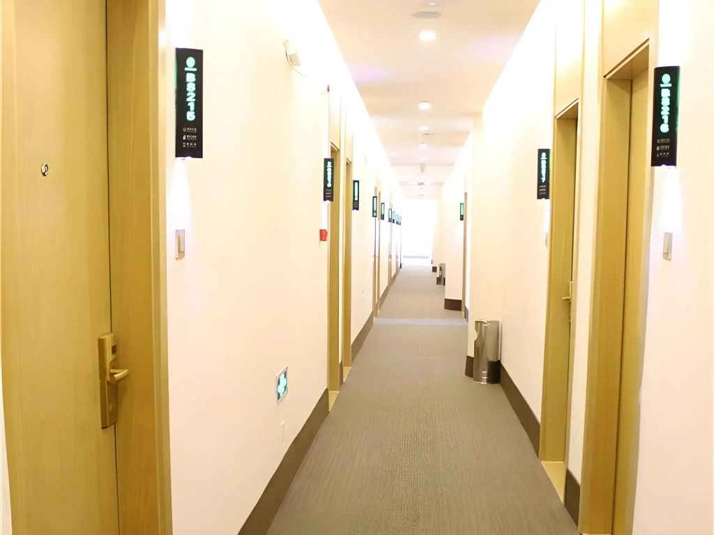 GreenTree Inn Beijing Xicheng District Qianmen Express Hotel