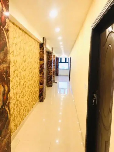 Hotel 50-50