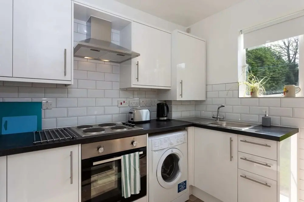 South London 2 Bedroom Flat With Garden