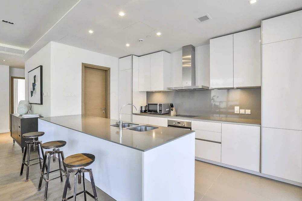 Driven Holiday Homes - City Walk 11A