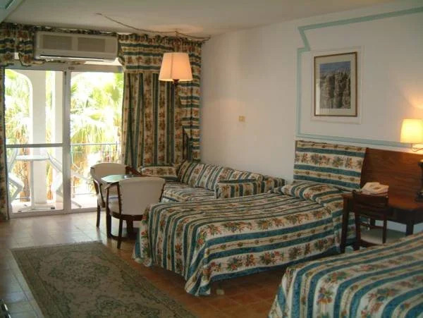 Al Cazar Hotel