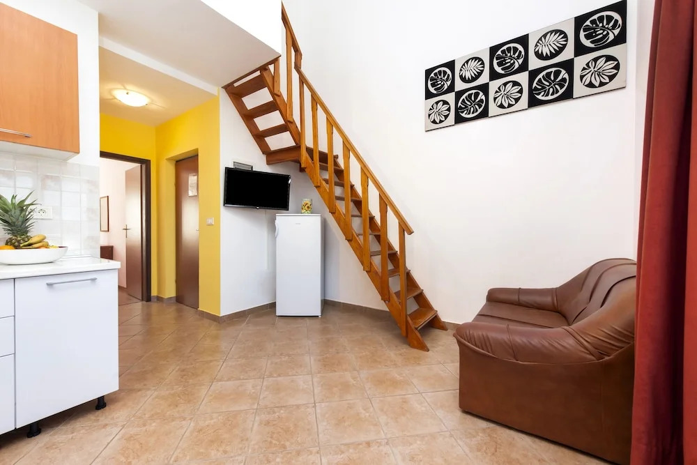 Apartments Adria