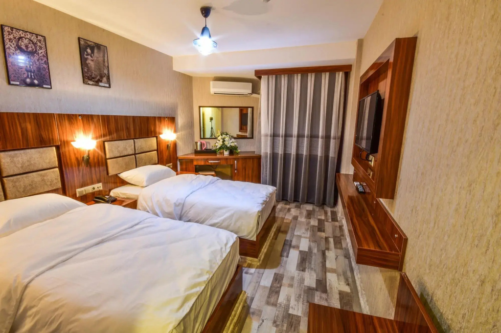 MARİNA HOTEL