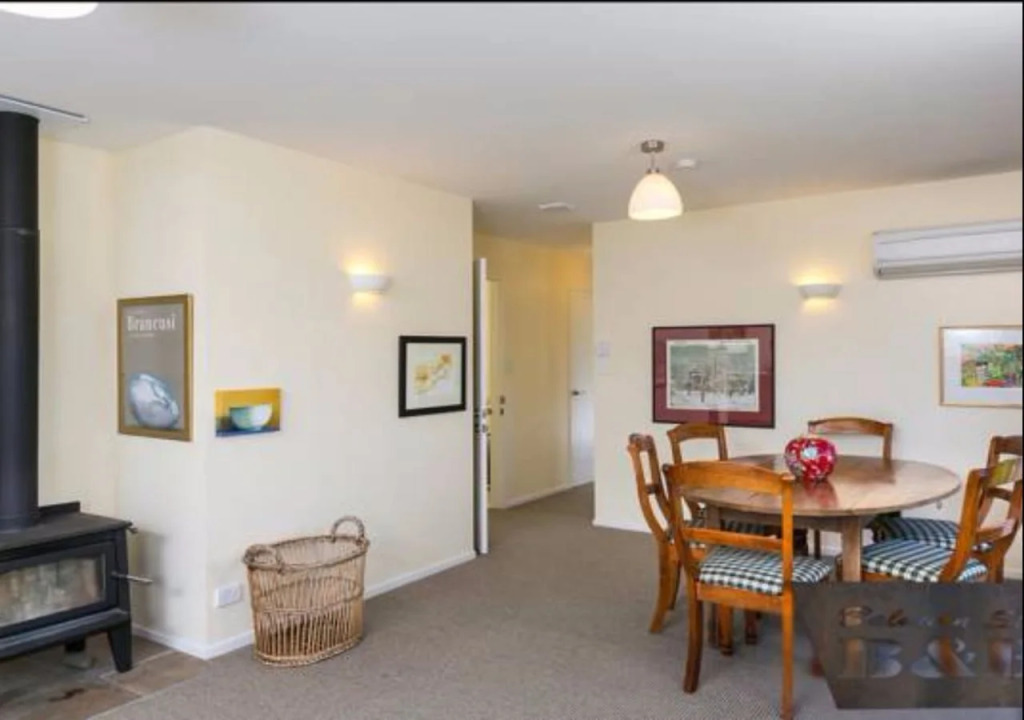 Baldwin Street BNB