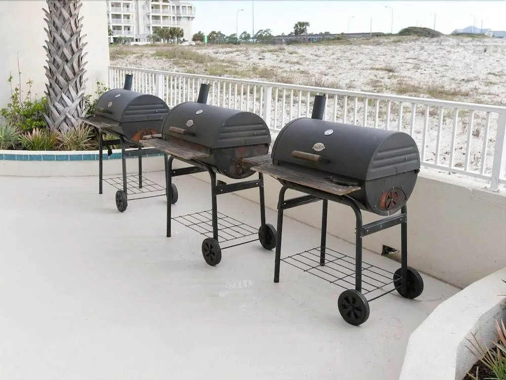 Summerchase 1006 - 3 Br condo by RedAwning