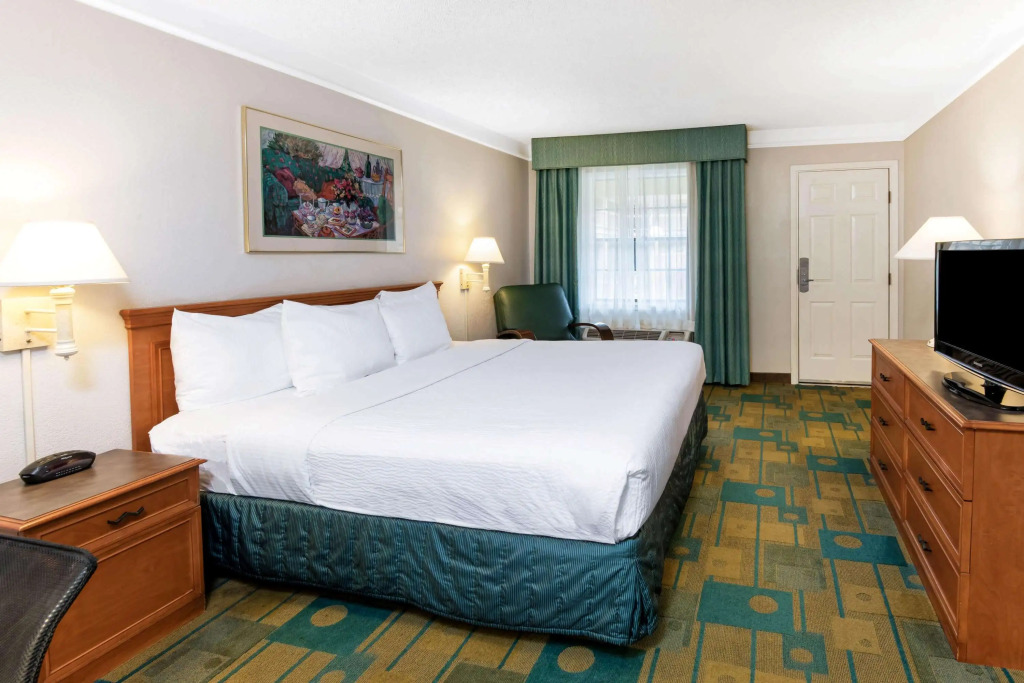 La Quinta by Wyndham San Antonio North Stone Oak