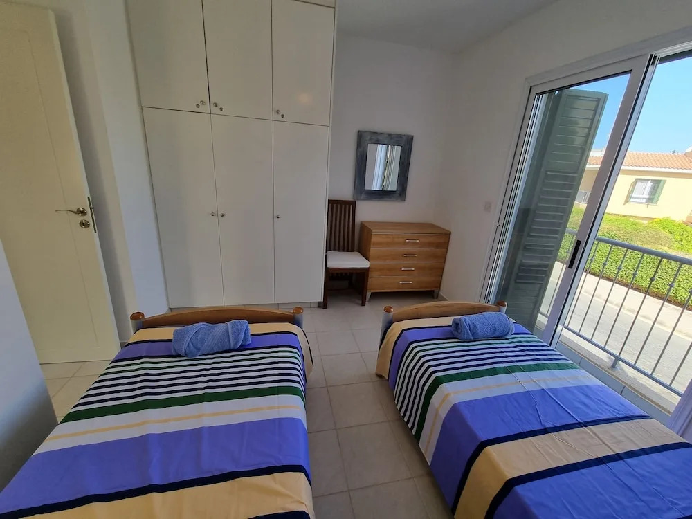 Cyprus, 2 Beds Ensuite, Pool, Patio, Wifi, Parking