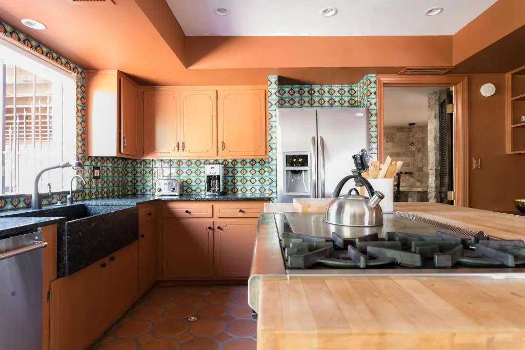 Charming 5bdr Hacienda w/ Pool, Fire Pit, Billiards La Casona by Avantstay