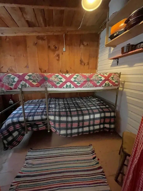 Swallow - Limit 4 2 Bedroom Cottage by RedAwning